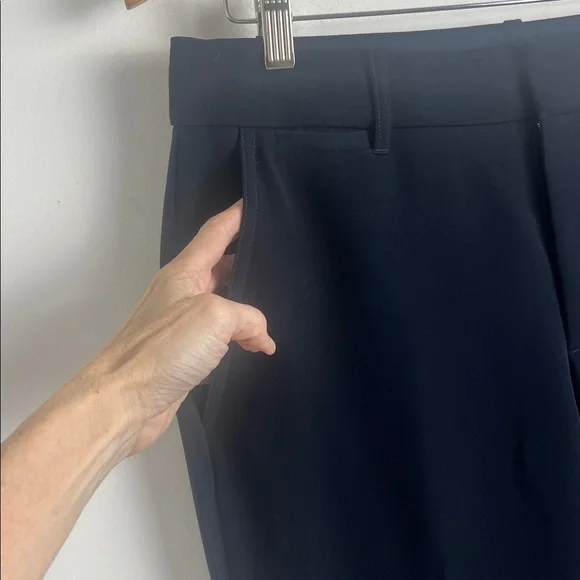 Vince Women's Size 10 Dark Navy Blue Tailored Ankle Tapered Trouser Pants - Picture 4 of 8